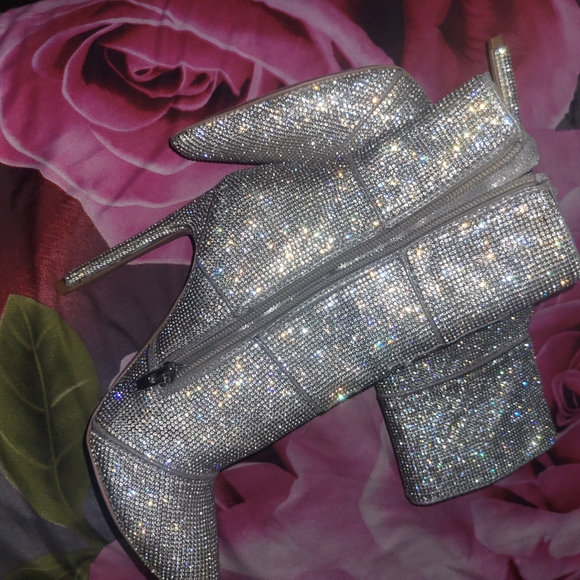Steve Madden Shoes - Steve Madden Silver Crystal Zip Pointed Toe Ankle Heels